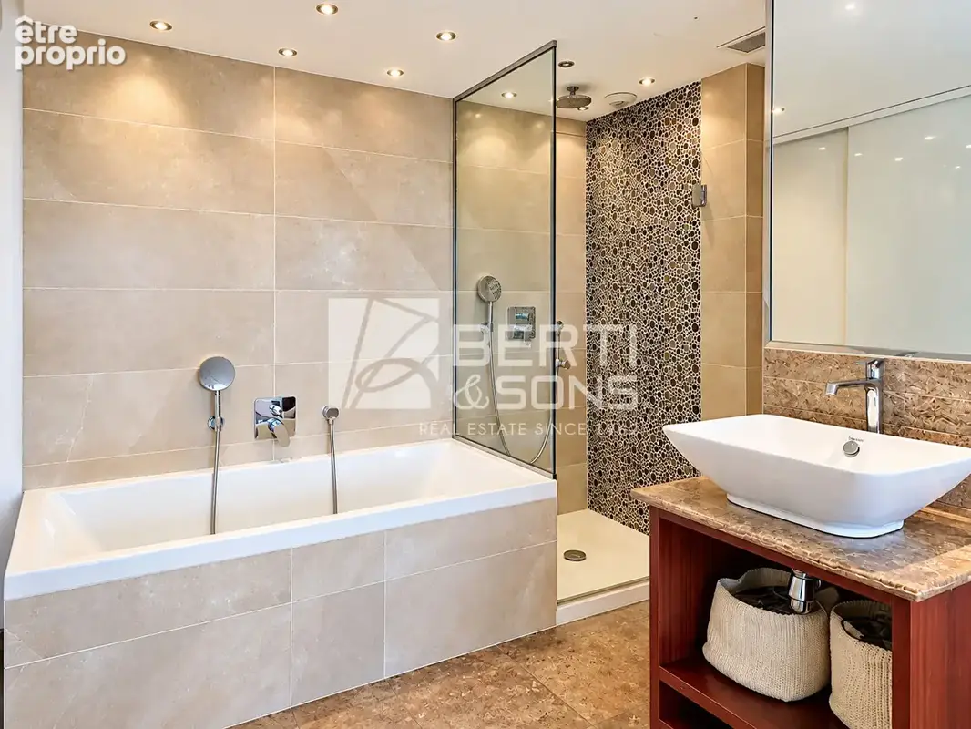 Exclusivite cannes croix des gardes 2p 53m² vue mer residence recherchee ! - photo 7