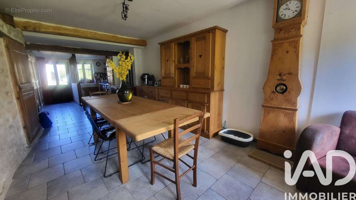 Photo 2 - Maison à ETERNOZ