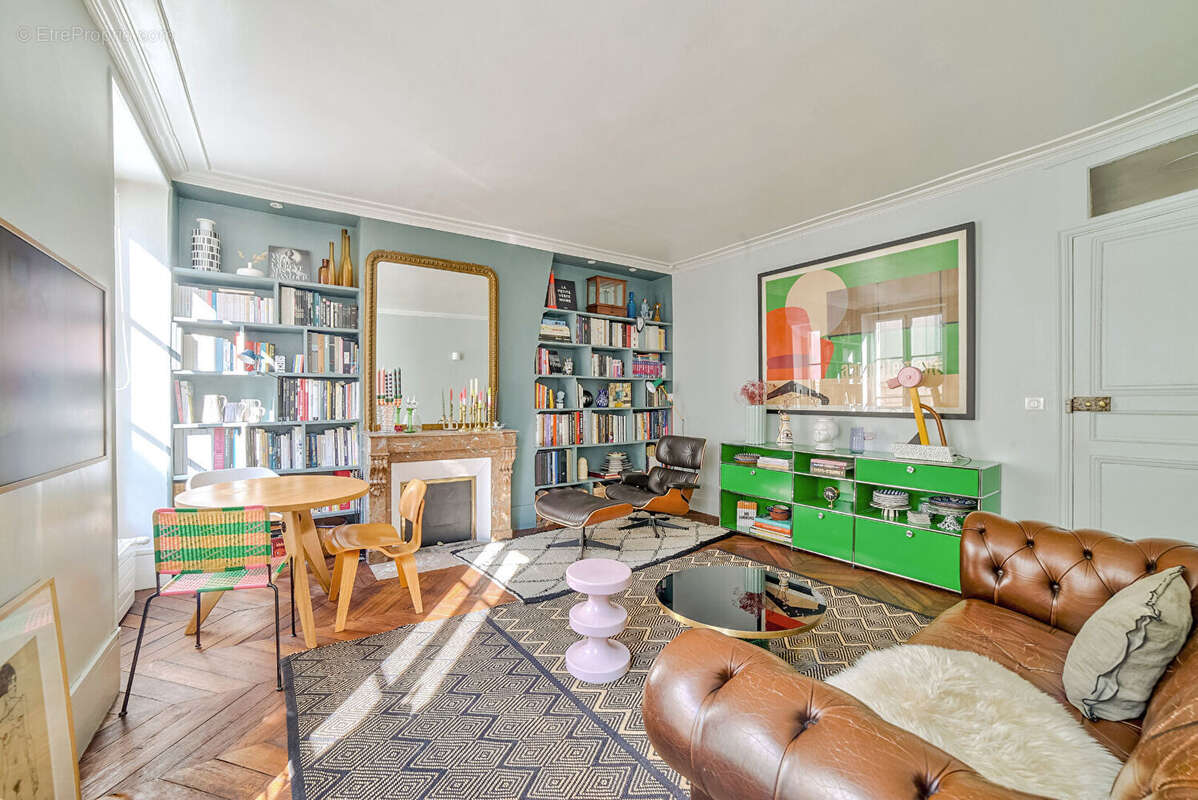 Appartement à PARIS-11E