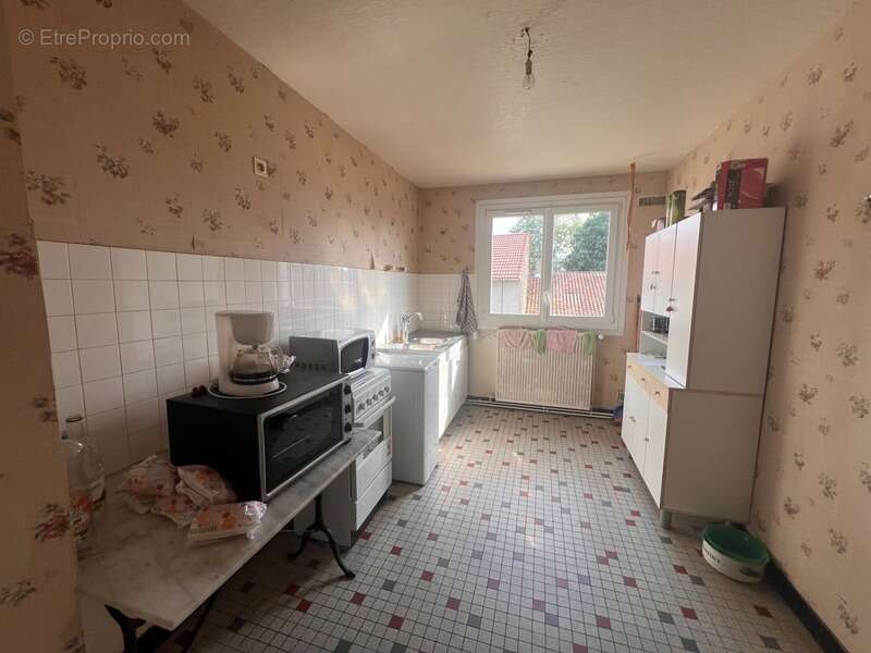 Appartement à CHATEAUPONSAC
