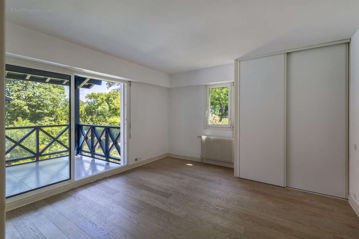 Appartement à CIBOURE