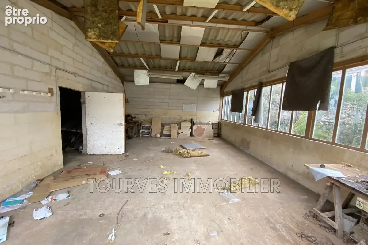 Terrain 261 m² à vendre à Tourves (83170) - photo 2