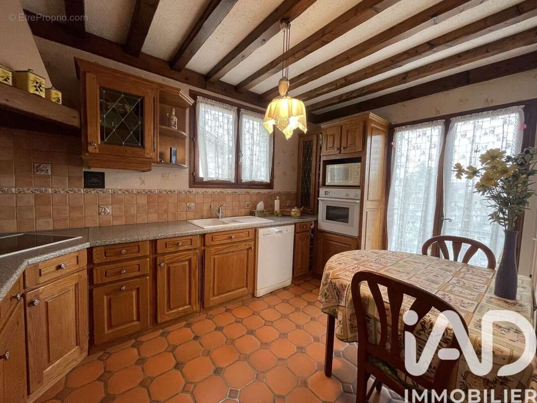 Photo 8 - Maison à VAUJOURS