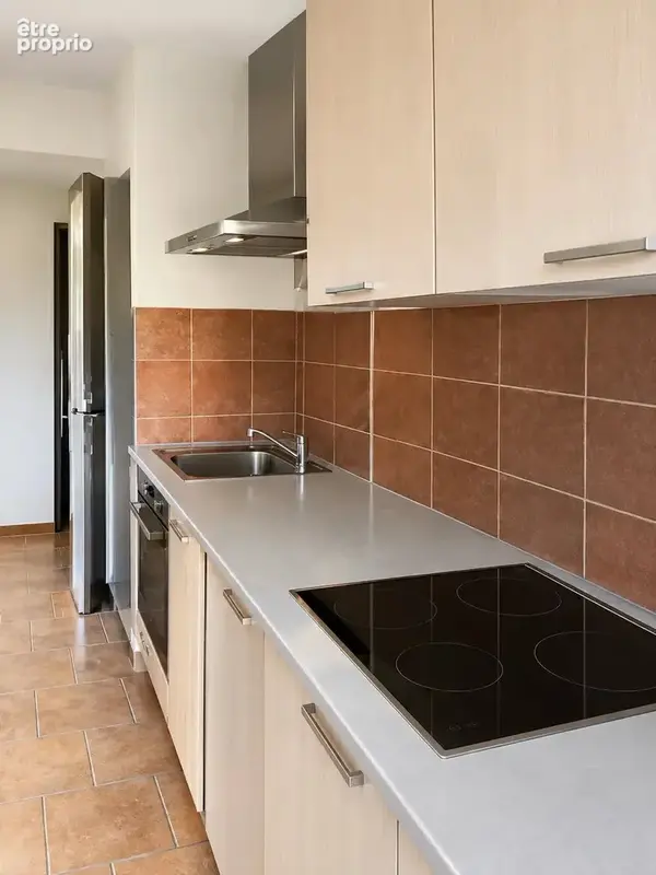 Appartement 3 pièces 64 m² · à Sanary-sur-Mer · 63,5 m² · 200 000 €