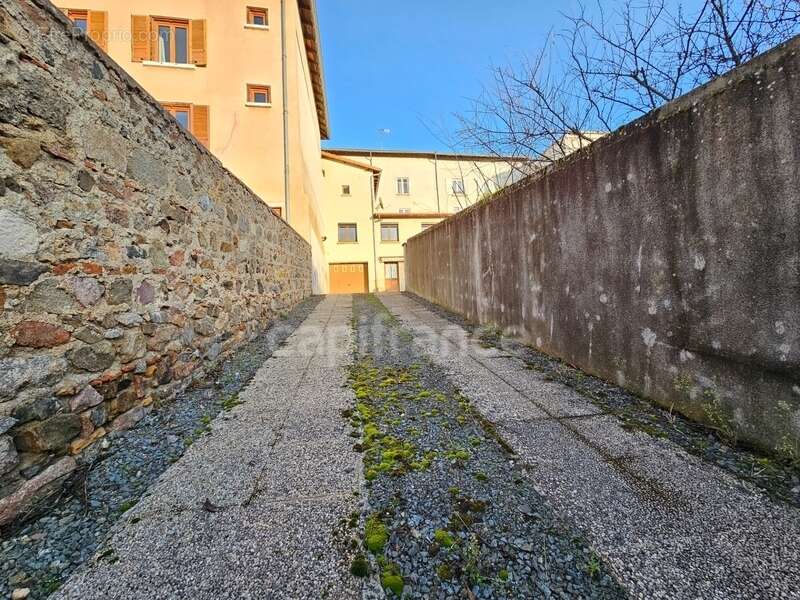 Maison à PANISSIERES