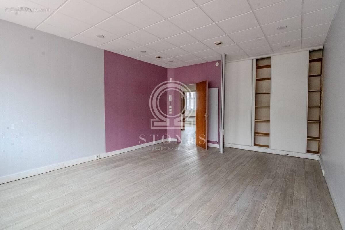 Appartement à LA CELLE-SAINT-CLOUD