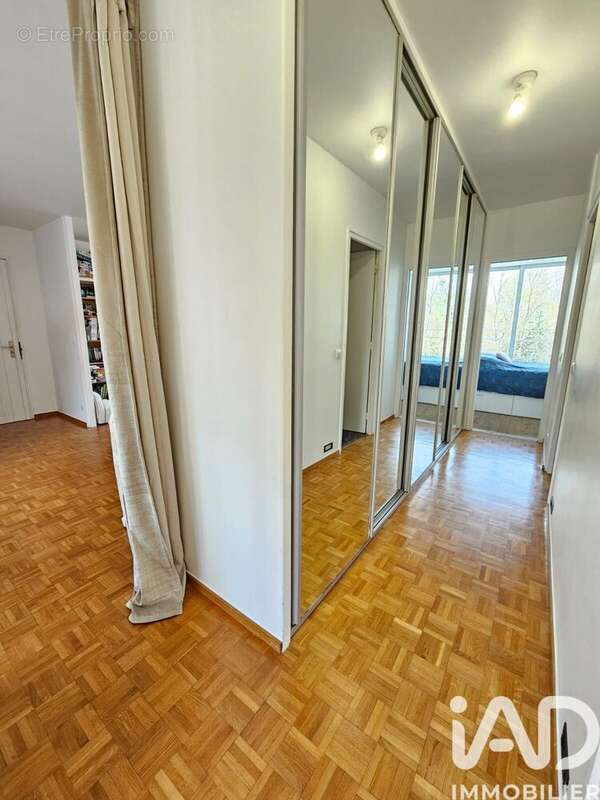 Photo 9 - Appartement à VAUX-LE-PENIL