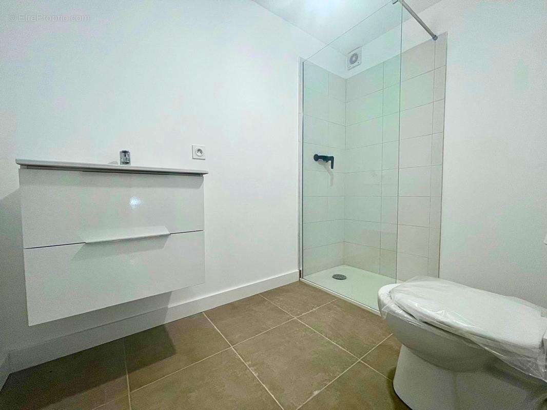 Maison 73 m² à Saint-Martin  - photo 12