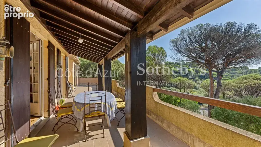 Sainte Maxime La Nartelle, propriété proche de la plage avec potentiel de construction - photo 7