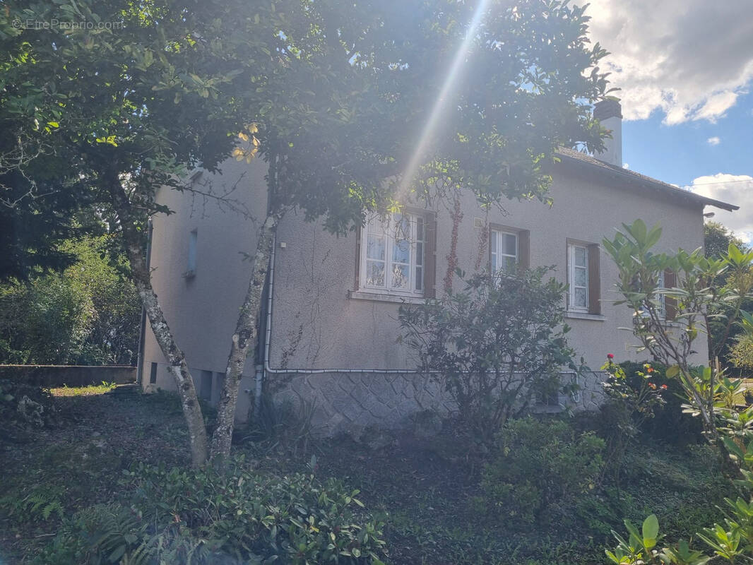 Maison à AIGURANDE