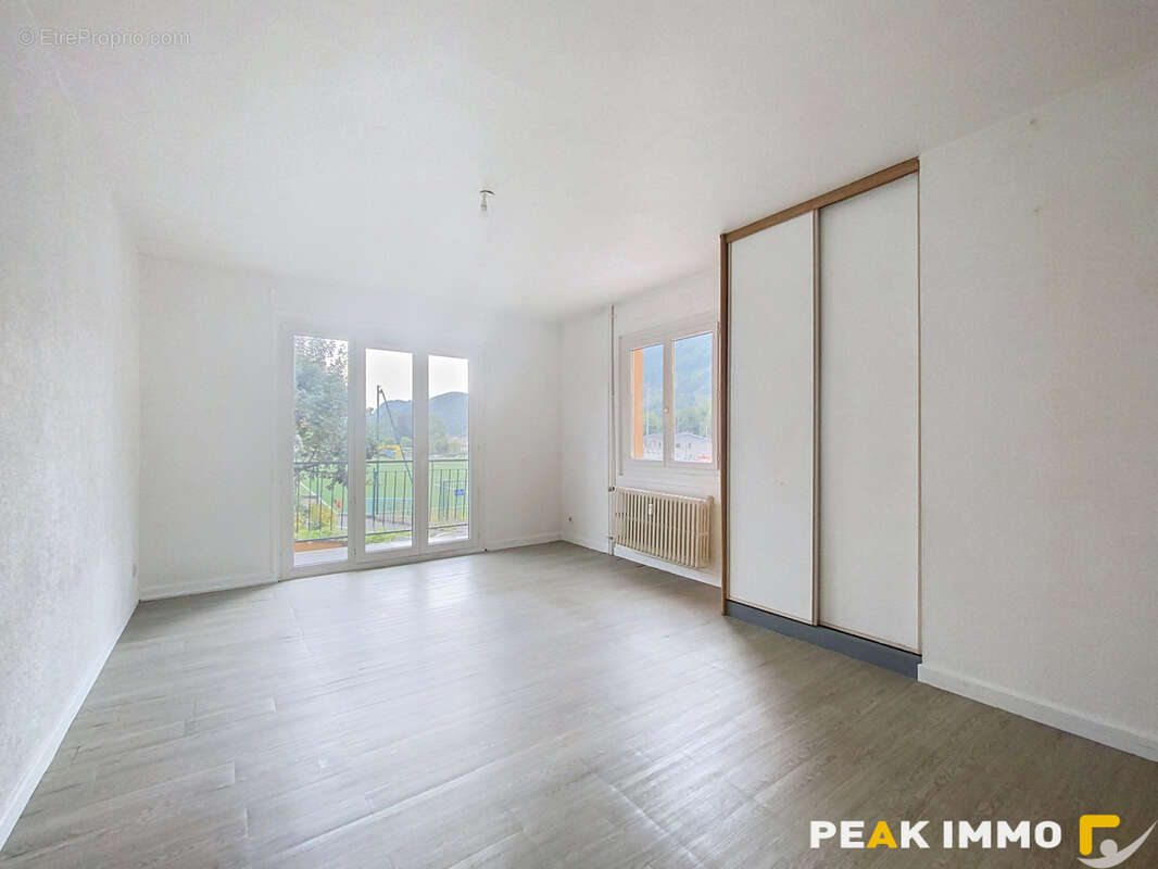 SAINT-JEOIRE-EN-FAUCIGNY   Appartement T3 de 60,75 m2 avec balcons, cave et stationnement - photo 3