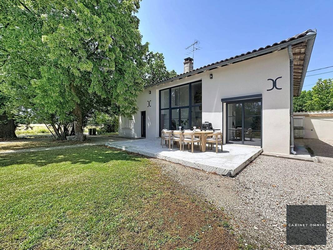 Maison à BARRY-D'ISLEMADE