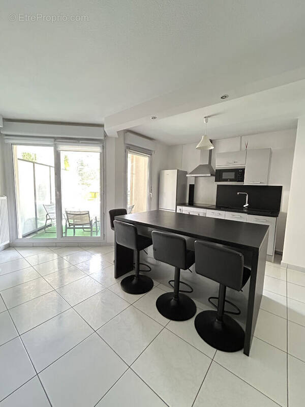 Appartement à TASSIN-LA-DEMI-LUNE