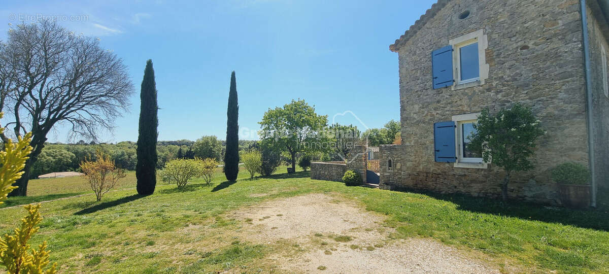Maison à GOUDARGUES