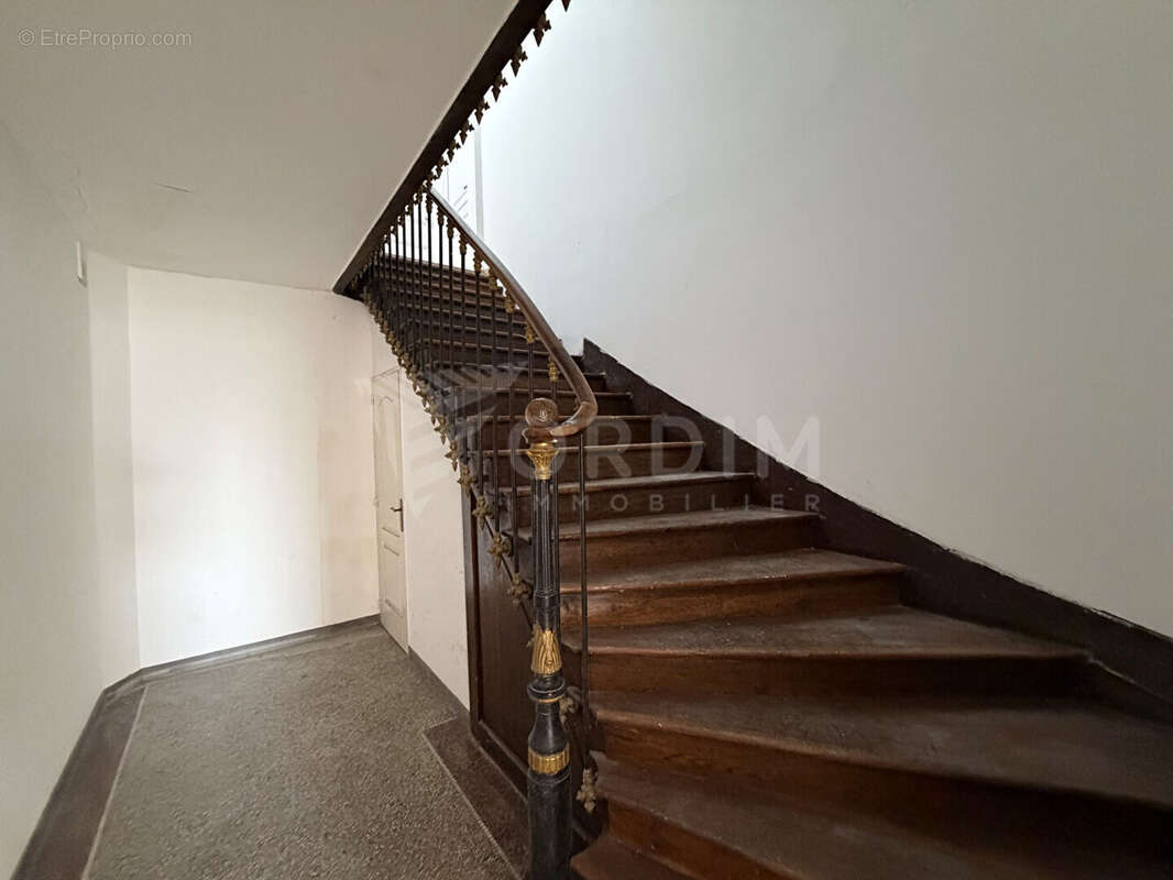 Appartement à LA CHARITE-SUR-LOIRE