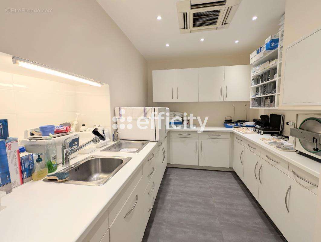 Commerce à MAISONS-ALFORT