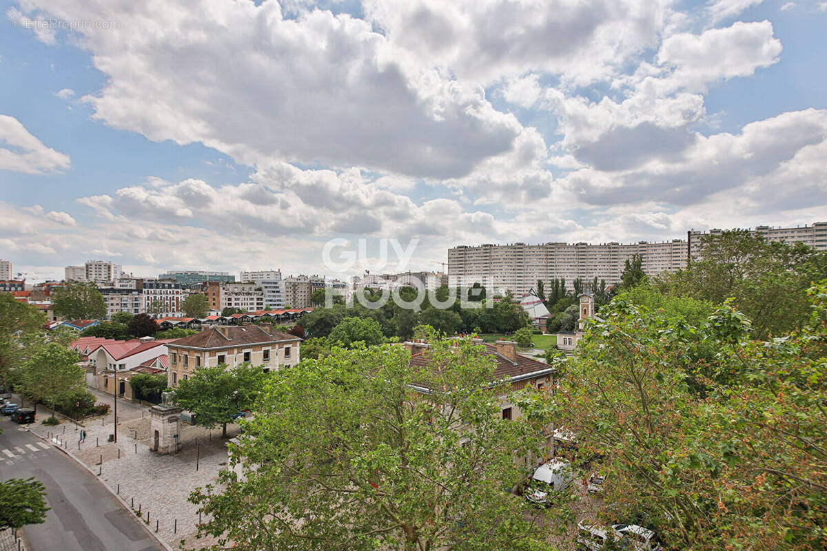 Appartement à PARIS-15E