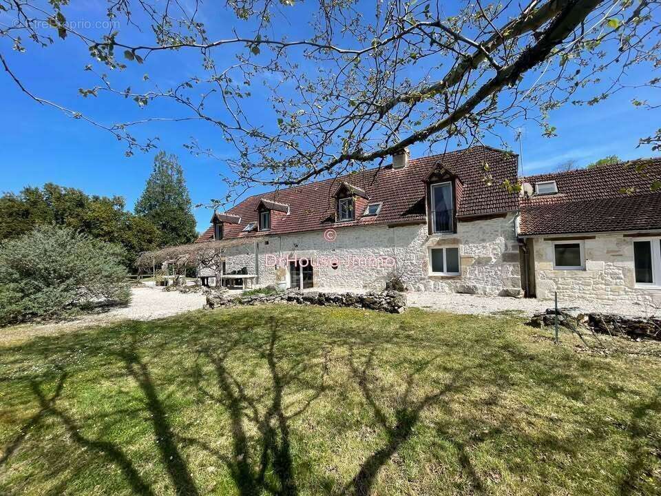 Maison à MARTEL