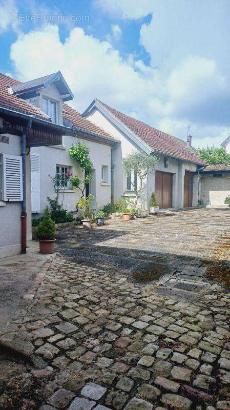 Appartement à NOYON