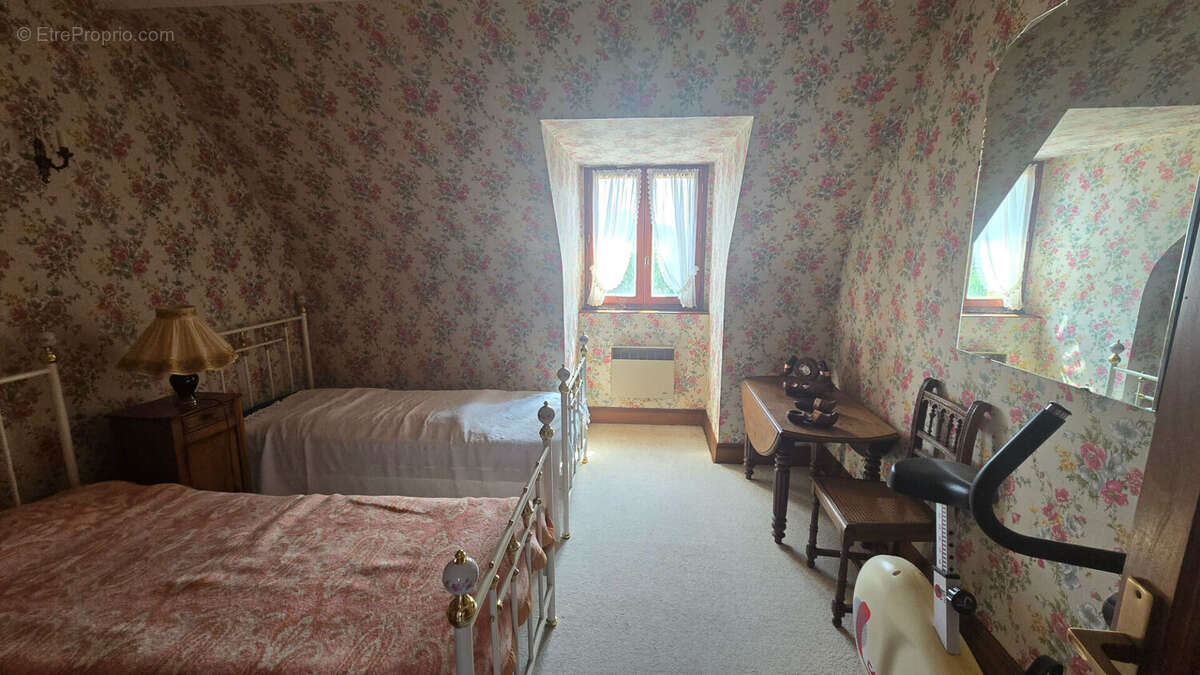 Maison familiale en pierres  22420 Le Vieux Marché - photo 7