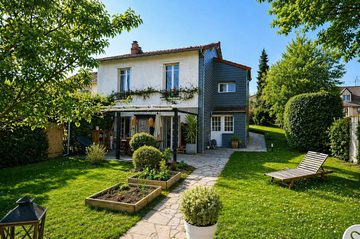 Maison à EPINAY-SUR-ORGE