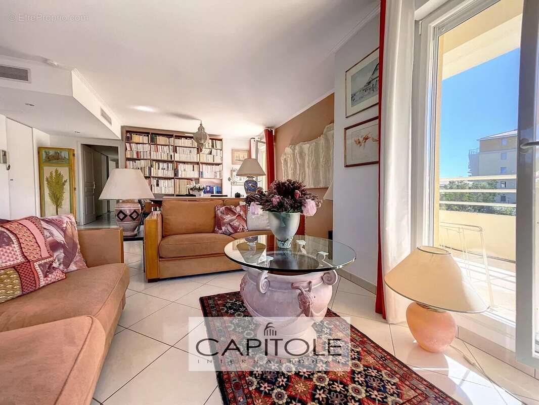 Appartement à ANTIBES