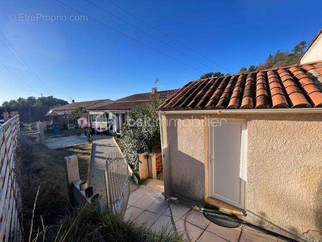 Maison à VILLENEUVE