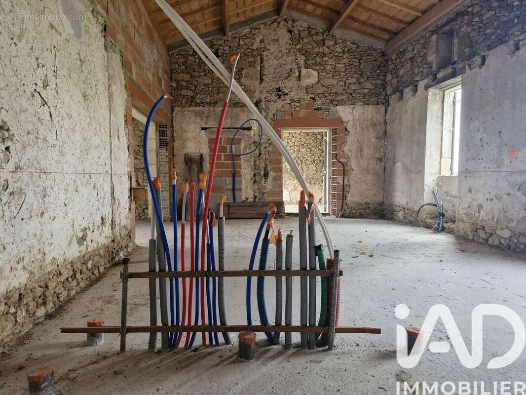 Maison 180 m² à Coubeyrac  - photo 6