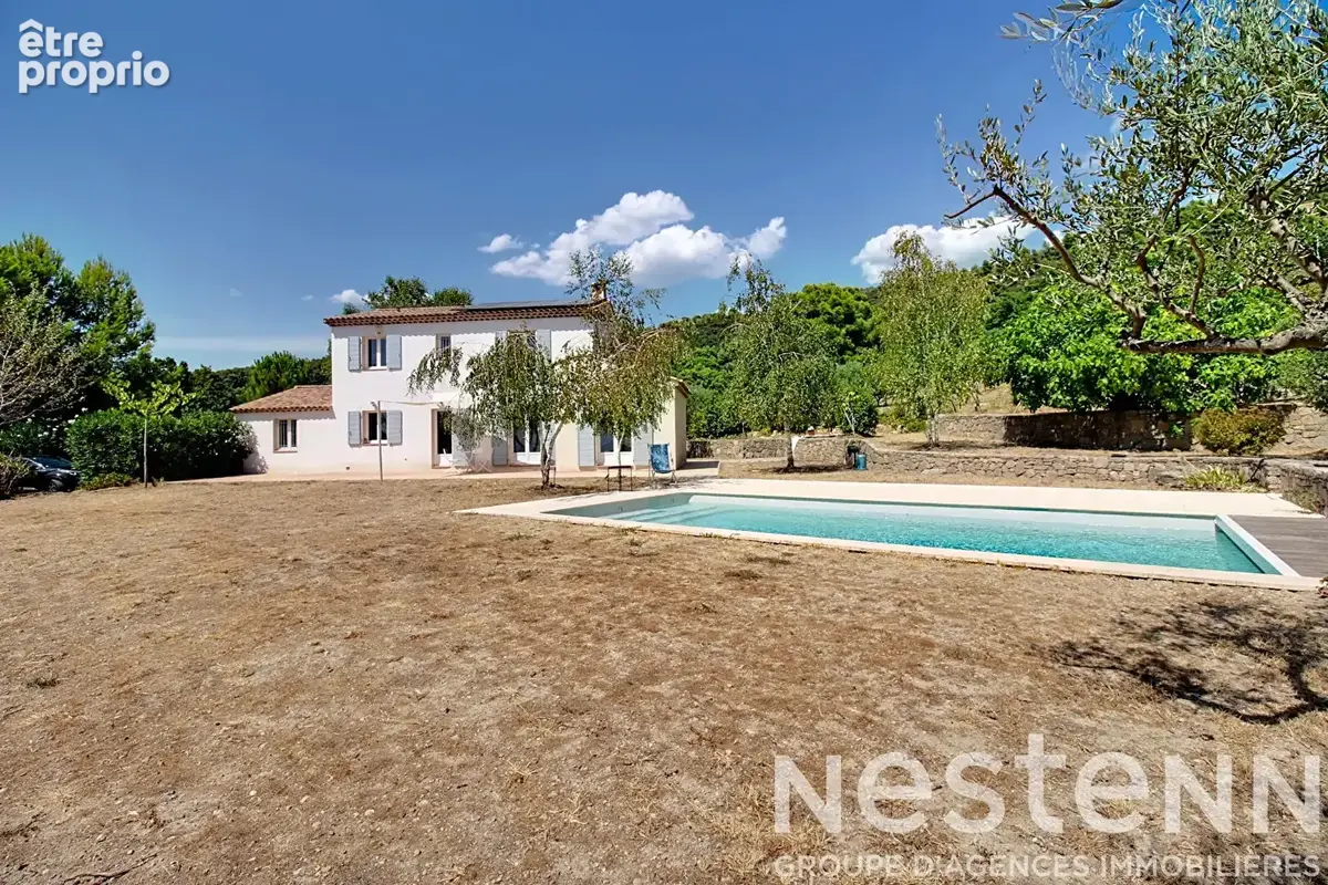 A VENDRE DRAGUIGNAN sur les hauteurs - Maison T5 4 chambres, piscine, terrain plat - photo 2