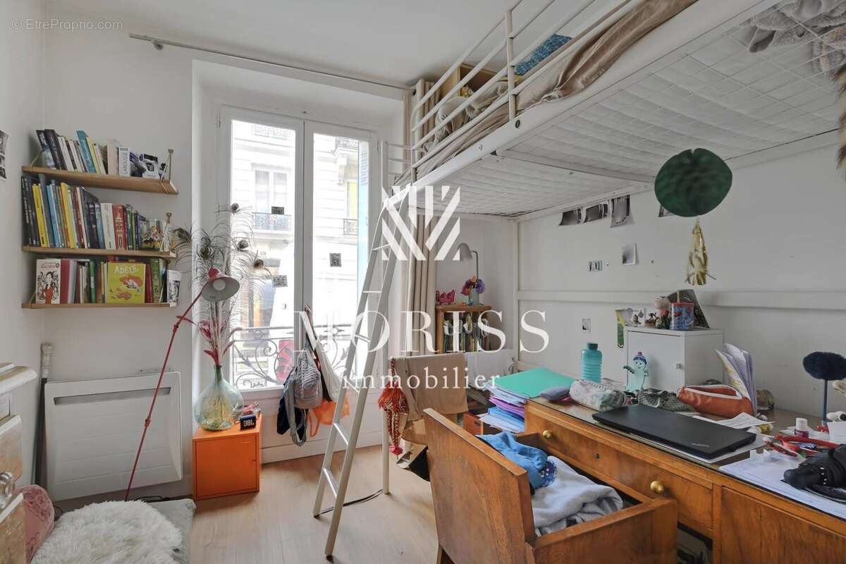 Appartement à PARIS-9E