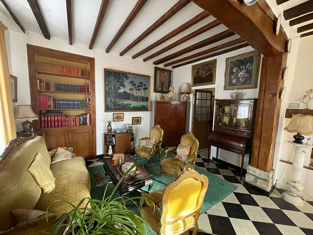 Maison à ANGERVILLE