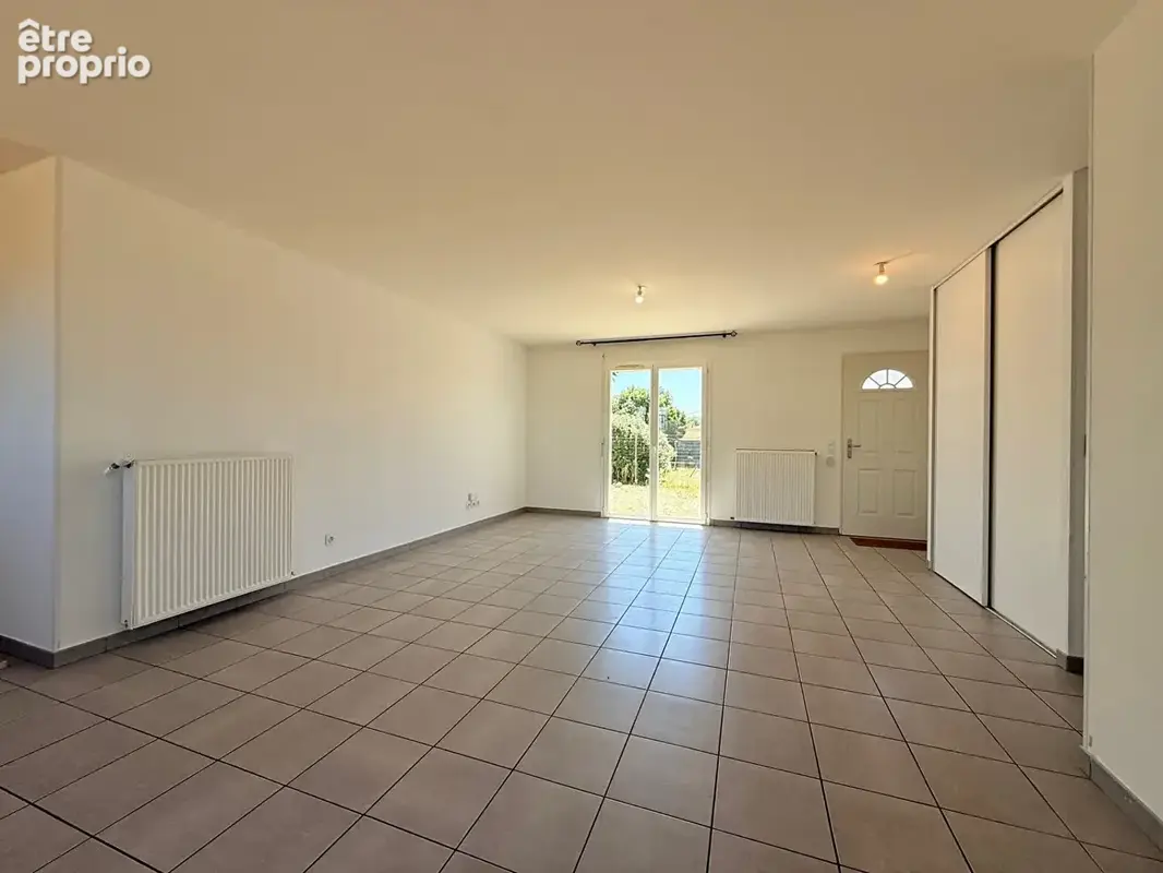Maison 90m² à saint-denis-de-pile - photo 3