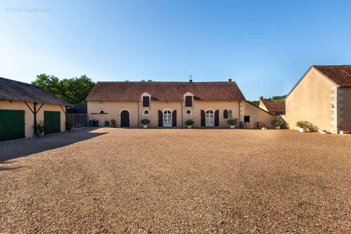 Maison à COUDDES