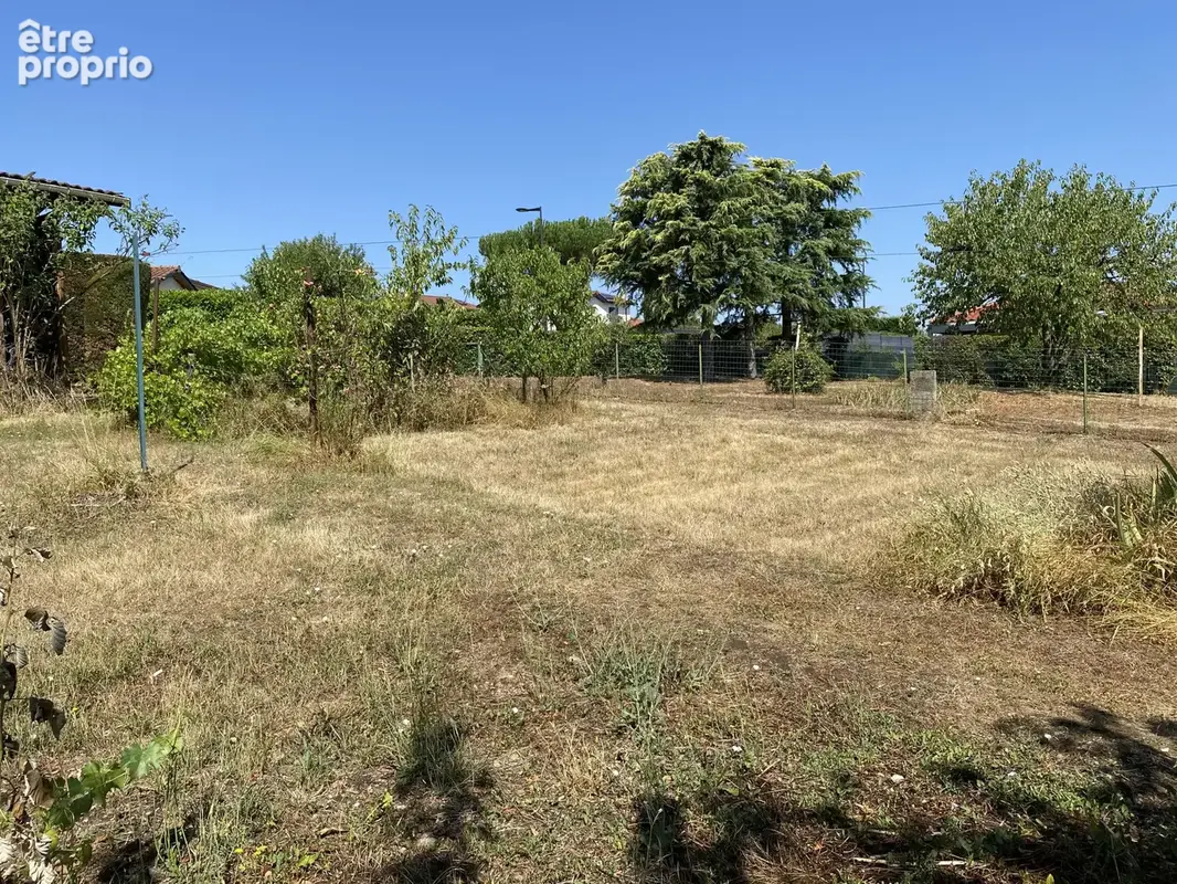 Parcelle de terrain à bâtir à Chazay-d'Azergues hors lotissement - photo 4