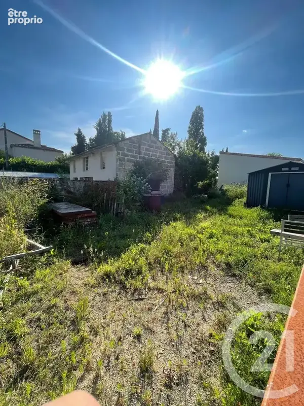 Maison 134 m² à Les Eglisottes-Et-Chalaures  - photo 7