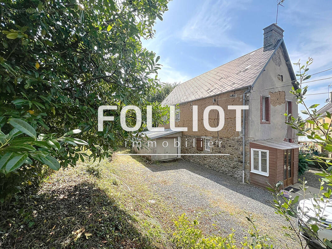 Maison à SAINT-SAUVEUR-LENDELIN