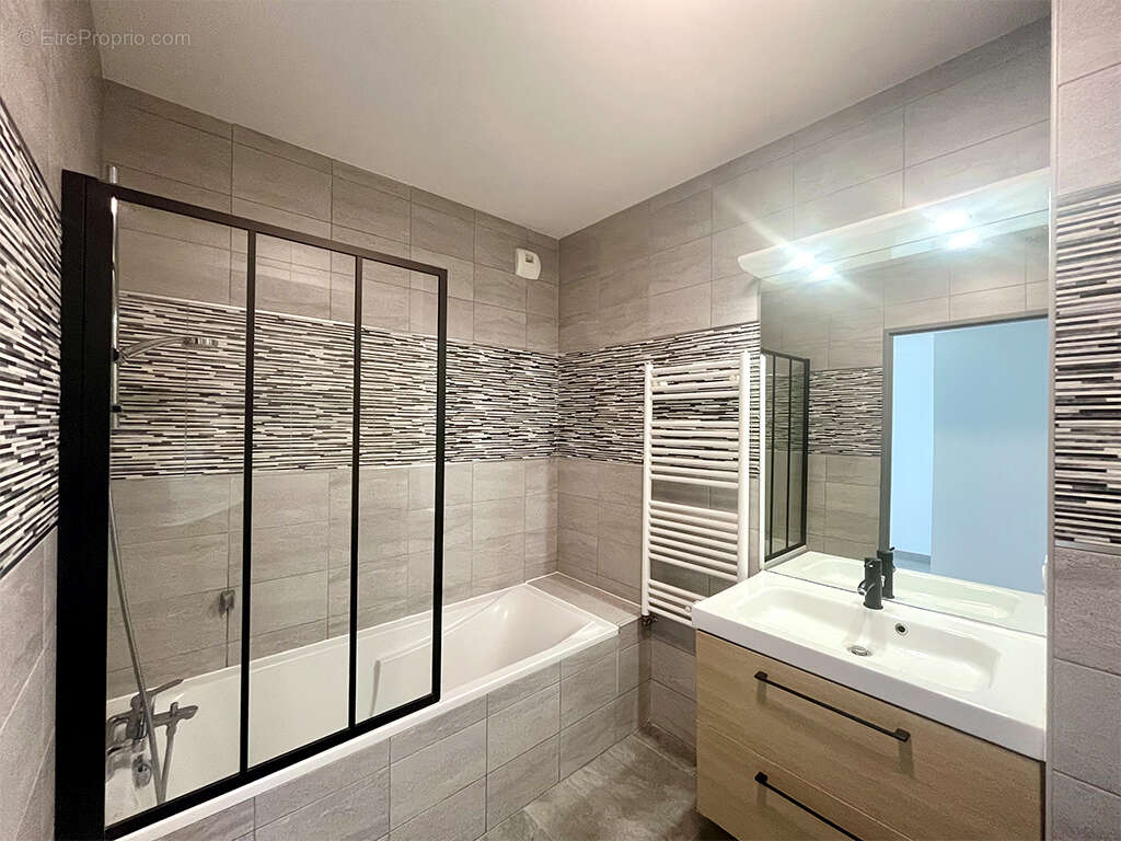 Appartement à MARSEILLE-12E