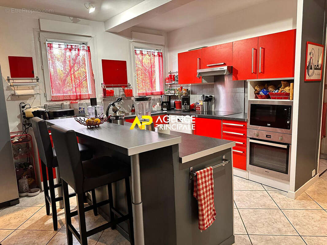 Appartement à SARTROUVILLE