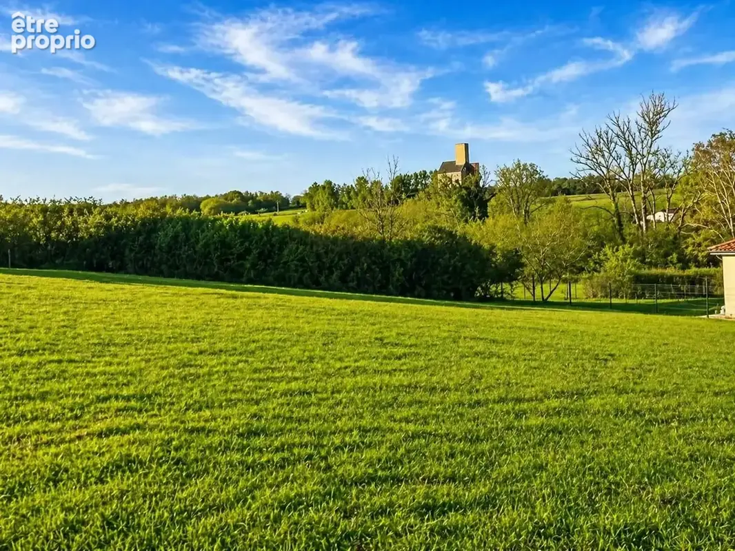 Terrain à MAREUIL