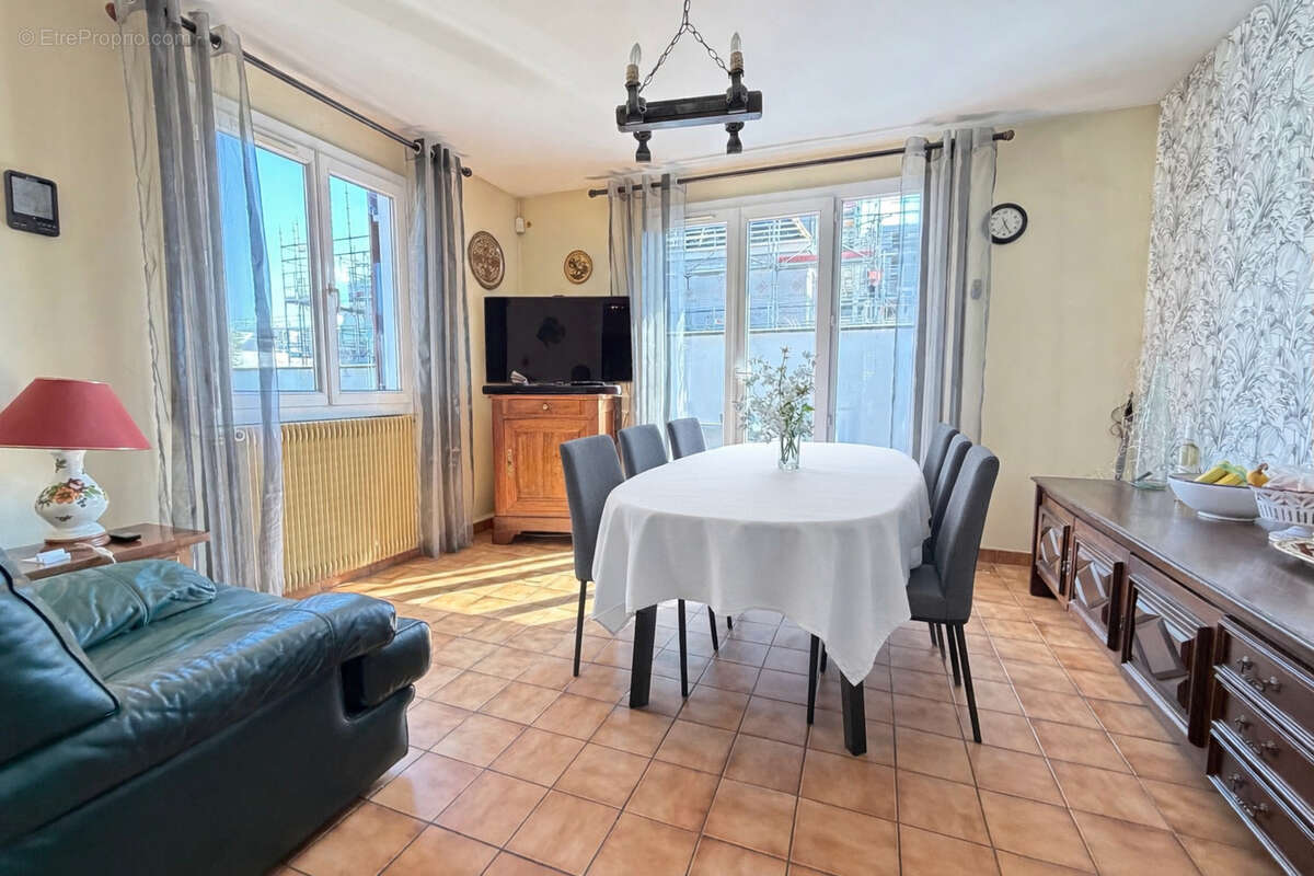 Maison à SAINT-GERMAIN-SUR-MORIN