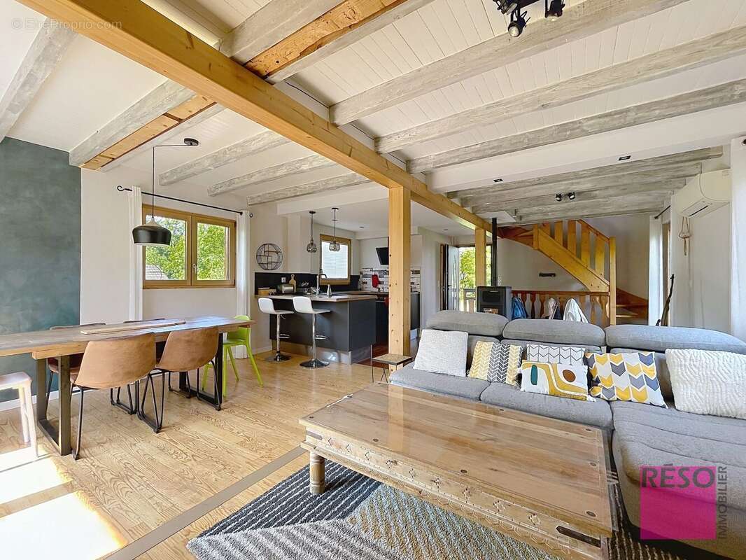 Maison à CRANVES-SALES