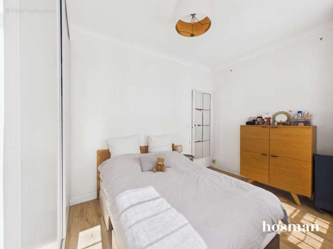 Appartement à PARIS-2E