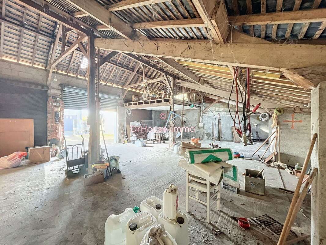 Parking à CHATEAU-LA-VALLIERE