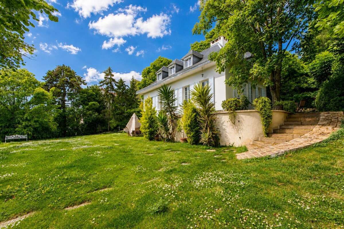 Maison à NOGENT-SUR-MARNE