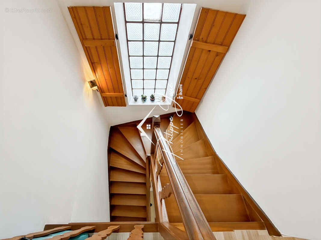 Maison à SAINT-MAURICE-AUX-RICHES-HOMMES