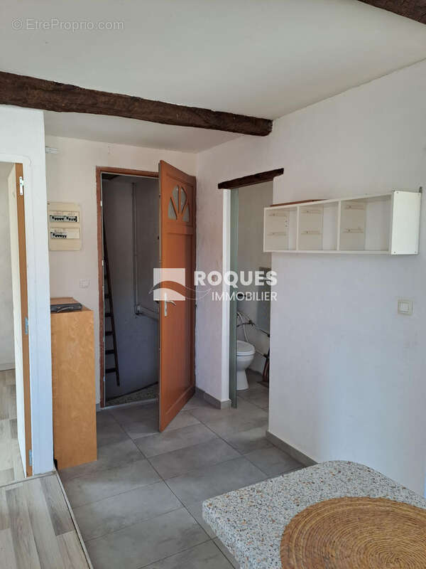 Lodève centre, appartement meublé de type 2 ! - photo 7