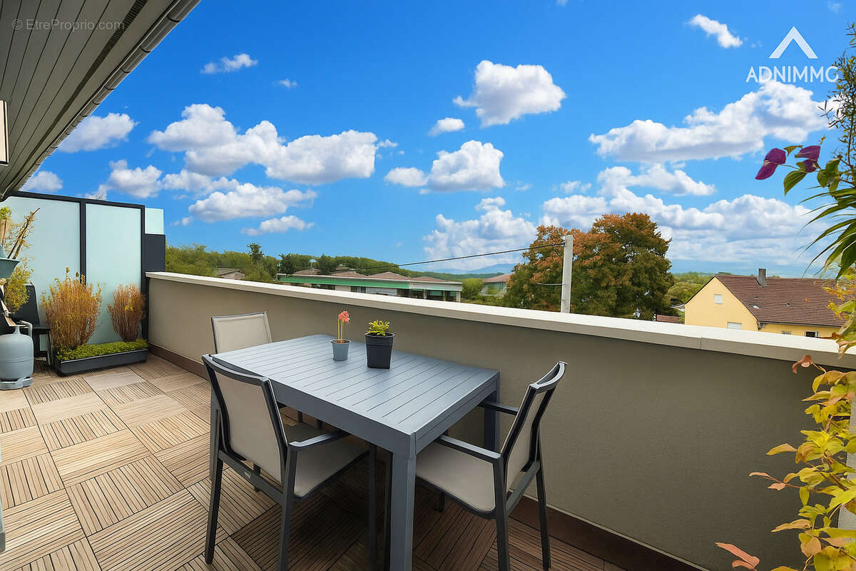 Appartement à PERON