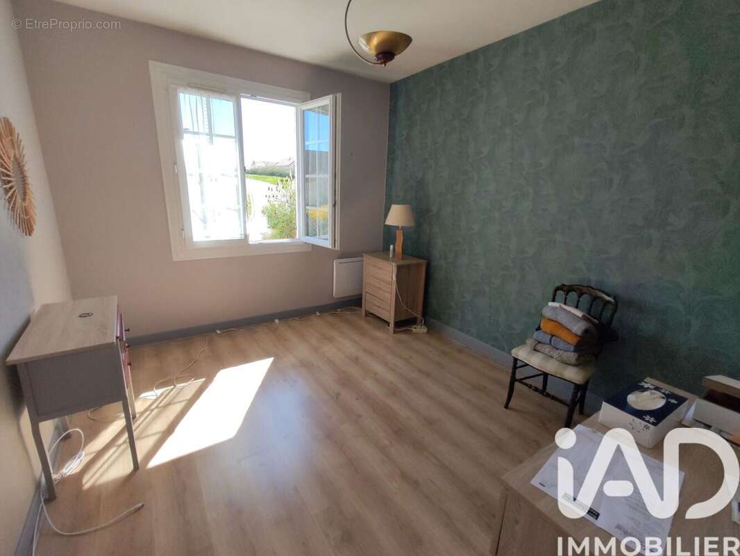 Maison 147 m² à Neuvy  - photo 9