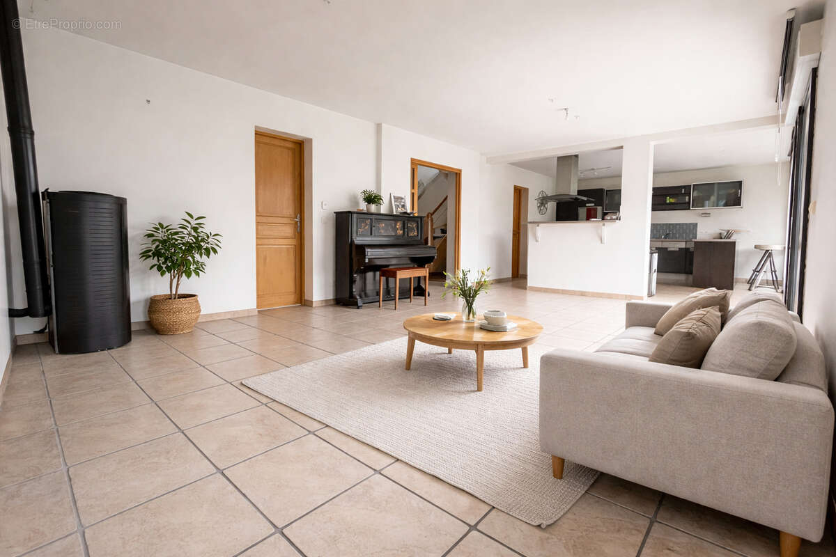 Maison à MARCOUSSIS