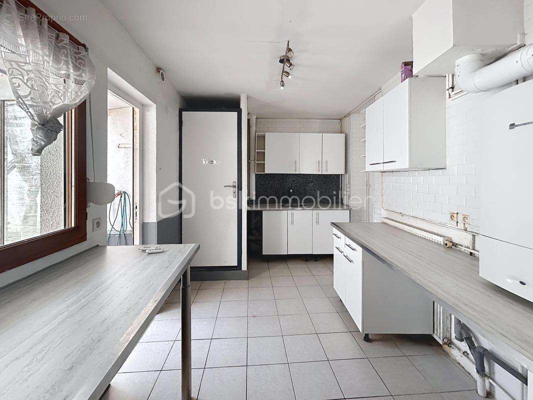 Maison 3 pièces de 77m2 à SENS (89100) - photo 3